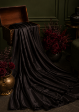 Noir Luxe