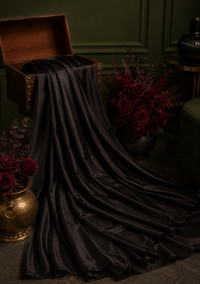 Noir Luxe